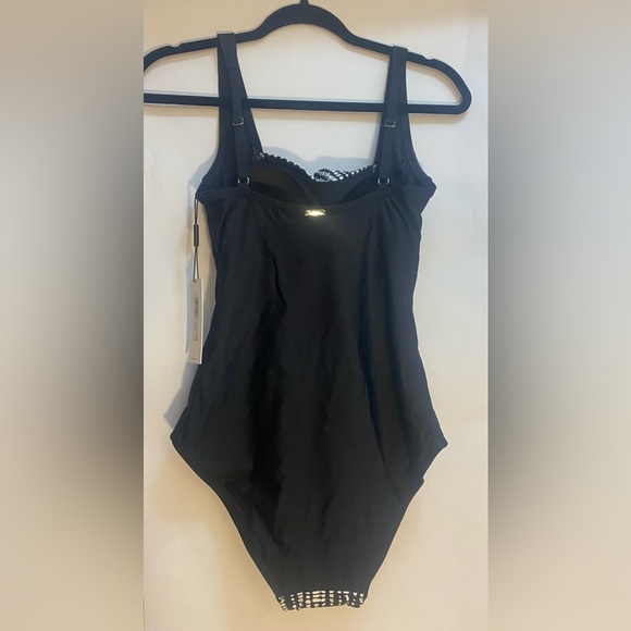 NWT Calvin Klein Woman’s Full Coverage Pleated Panel One Piece Swimsuit Size 6 - Picture 5 of 13